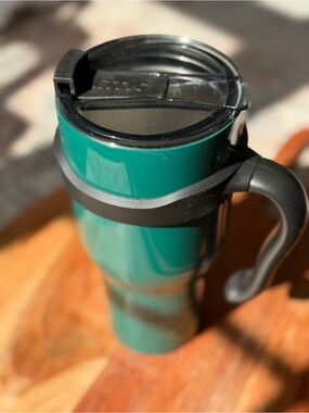 RTIC Teal Green Travel Tumbler with Handle and Clear Lid